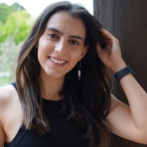 Meet your Posher, Leah